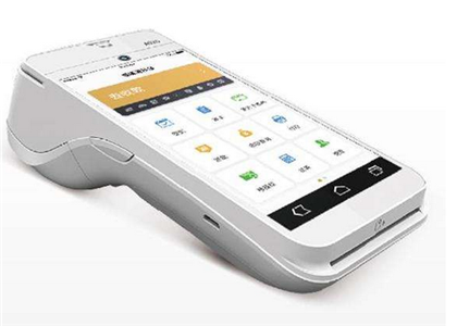 收錢吧智能pos機多少錢？